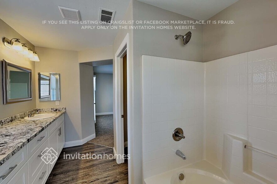 Building Photo - 10437 Wild Bill Ct