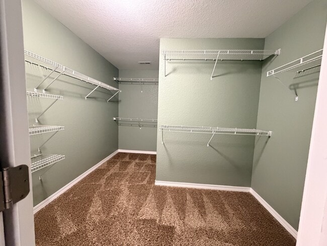 Building Photo - 9545 Sand Myrtle Dr