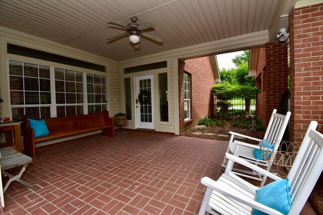 Building Photo - 3 Bed, 2 Bath Home in Ruston