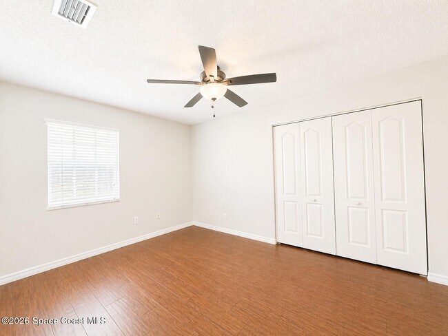 Building Photo - 270 Quail Dr