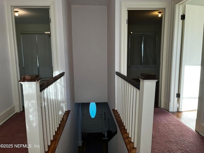 Building Photo - 1924 Arcadia Pl