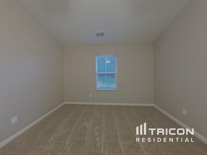 Building Photo - 5318 Artesa Ct
