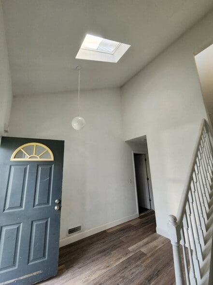 Building Photo - 21 Caraway Ct