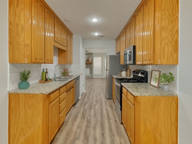 Building Photo - Newly Renovated 3-Bed, 2-Bath Home in Southwest Fort Worth – Modern Upgrades & Spacious Backyard!