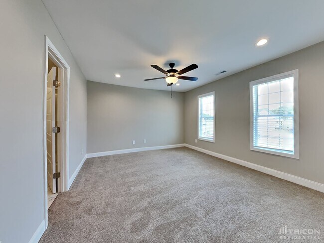 Building Photo - 121 Fish Whistle Ct
