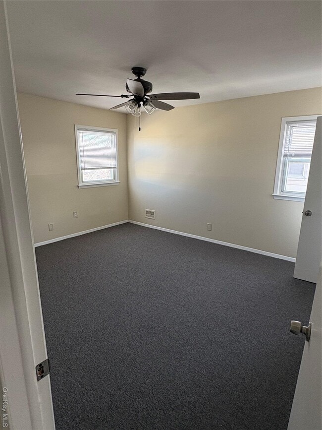 Building Photo - 235-09 147th Dr