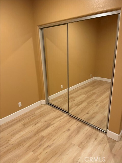 Building Photo - 3410 E Glastonbury Ln