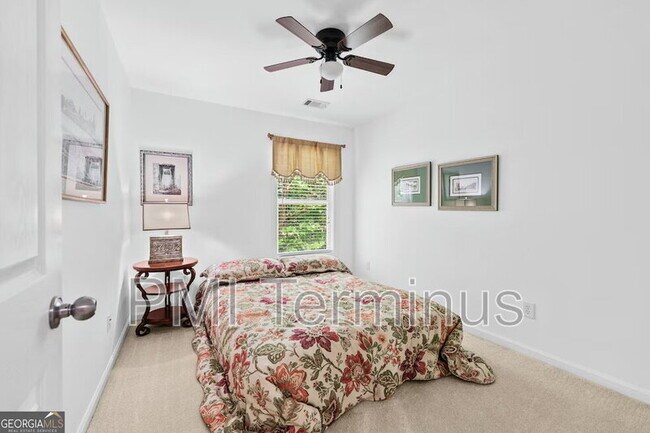 Building Photo - 1914 Lakeshore Overlook Cir NW