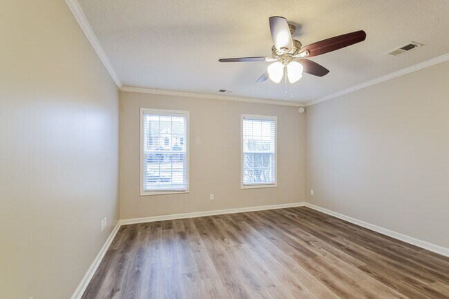 Building Photo - 4351 Zachary St