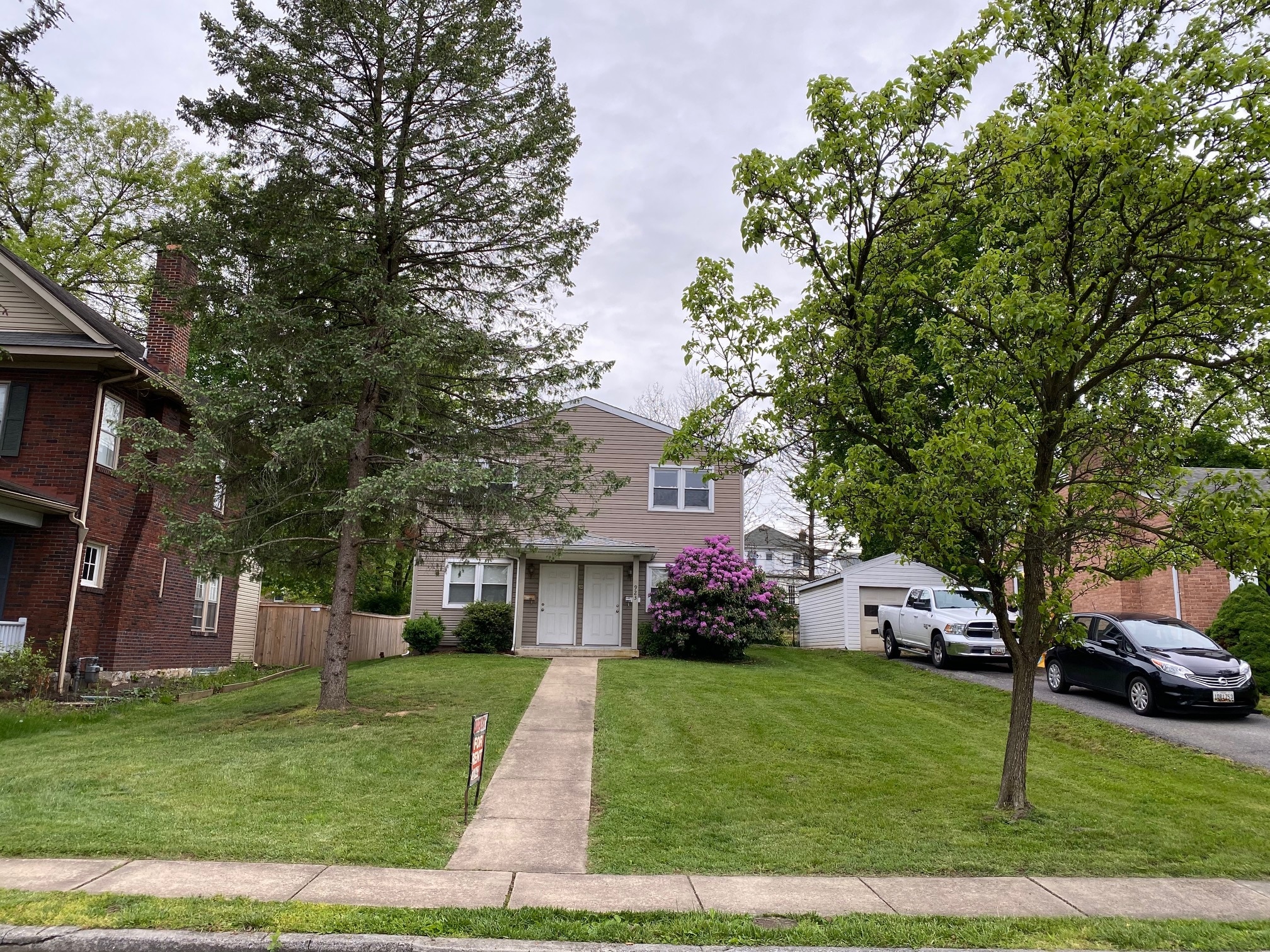 Another view of the front of the house - 923 St Clair St