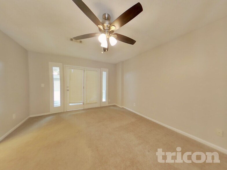 Building Photo - 6971 Springwood Dr