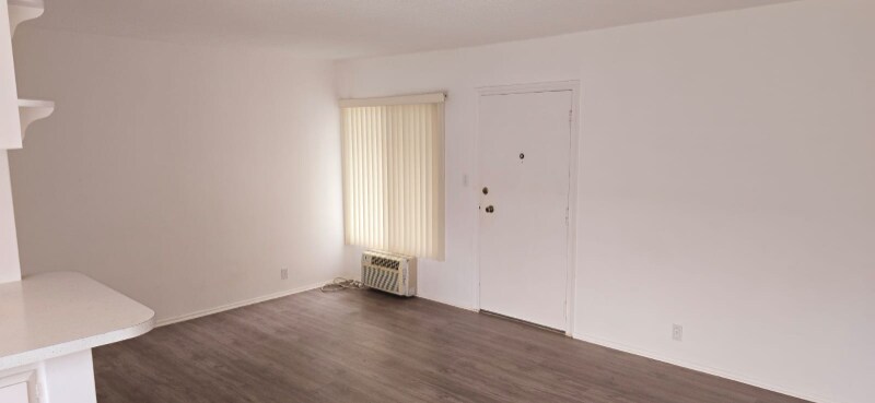 Building Photo - 458 Hayworth Ave