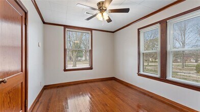 Building Photo - 309 N 3rd St