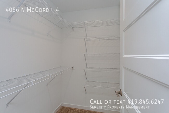 Building Photo - 4056 N McCord-4