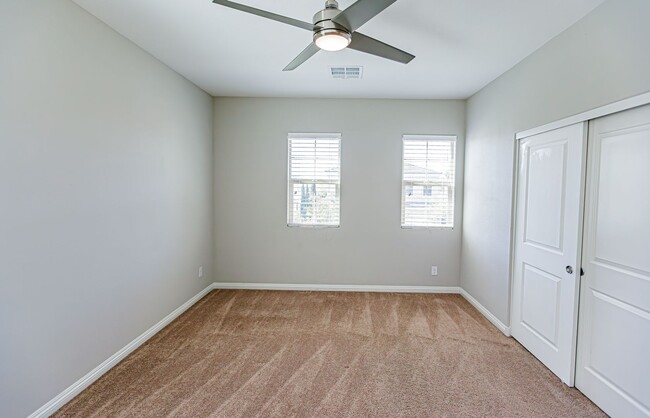 Building Photo - Beautiful Home in a Gated Community