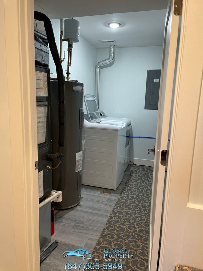 Building Photo - 880 Wading Bird Rd