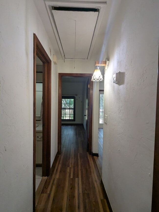 Building Photo - 3/2 : Nestled in the highly desirable Haile Plantation community