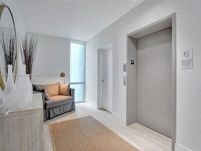 Building Photo - 16385 Biscayne Blvd