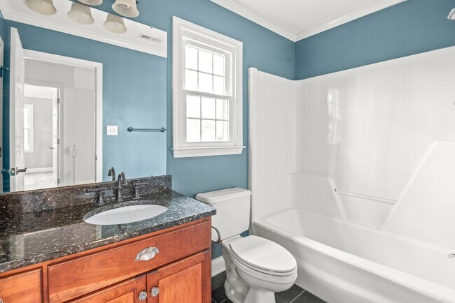 Building Photo - (Coming Soon) Full Brick Home in Matthews!