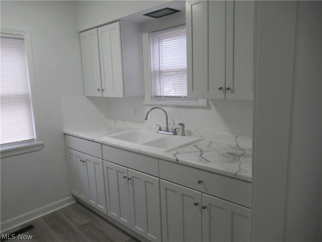 Building Photo - 5112 Haverford Dr