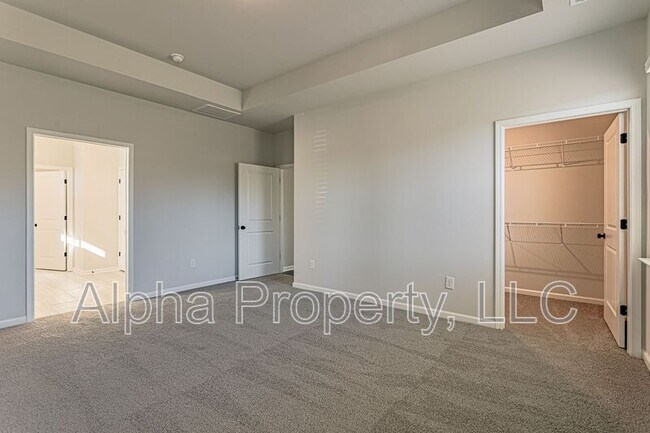 Building Photo - 131 Battery Creek Dr