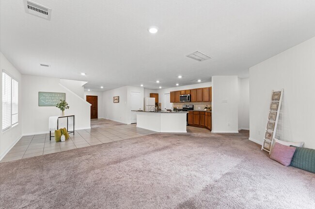 Building Photo - 5031 Gazelle Leap Ln