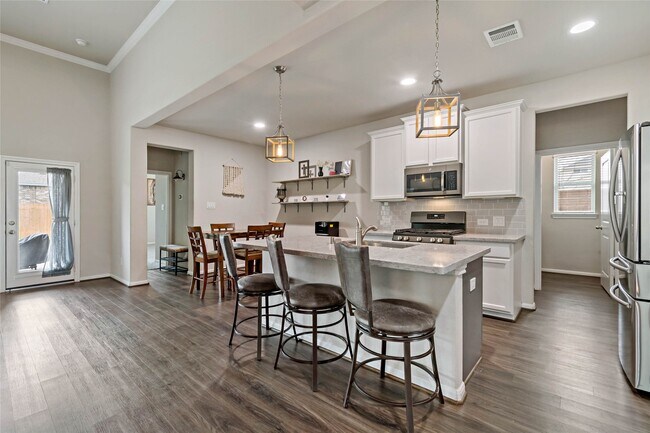 Building Photo - 2502 Arbor Edge Crossing