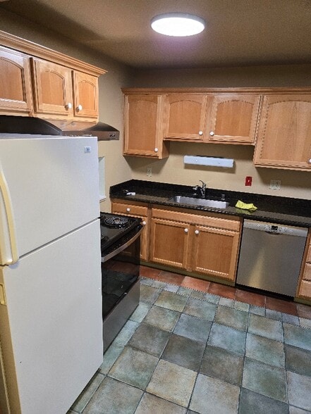 Building Photo - 7300 Boris Ct
