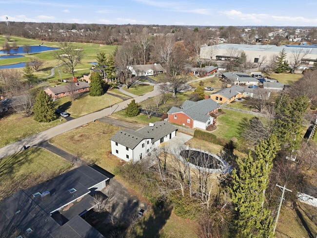 Building Photo - 294 Idle Hour Dr