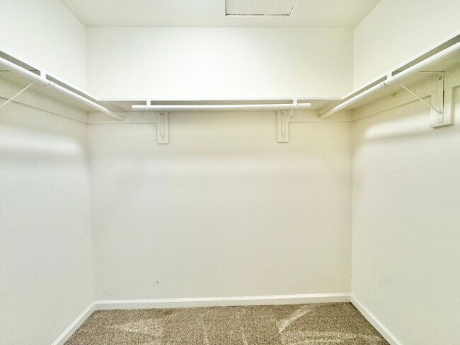 Building Photo - Beautiful 4Bd/2Ba located in Mira Mesa!