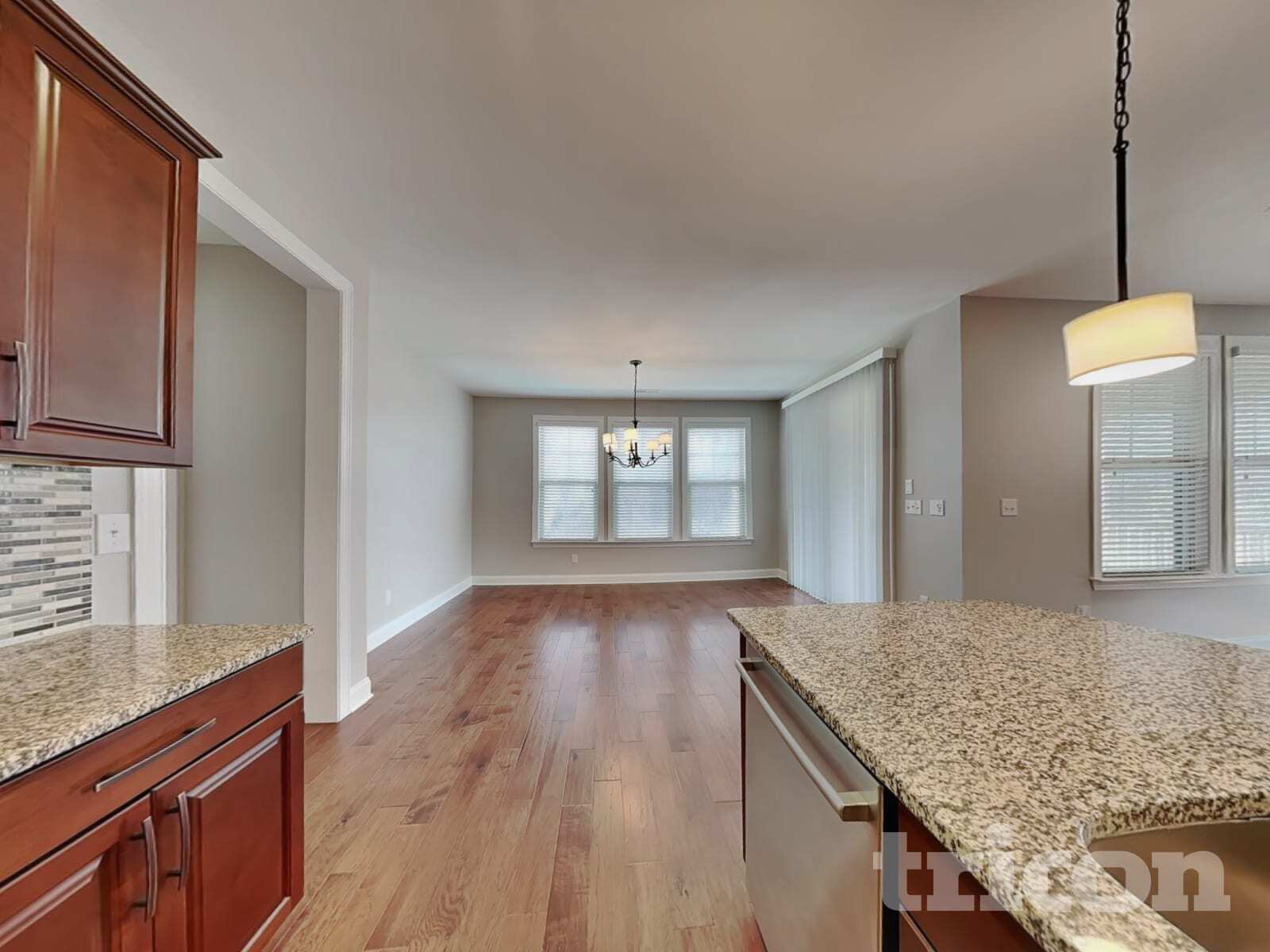 Building Photo - 10403 Drake Hill Dr