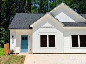 Building Photo - 521 N Linwood Ave