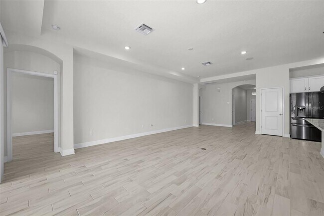 Building Photo - 21654 Billowy Jaunt Dr