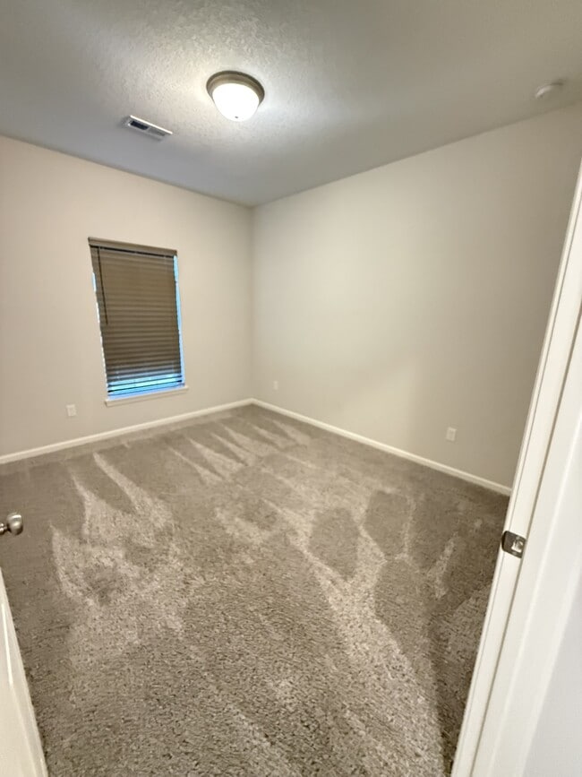 Building Photo - 7909 NW 124 St