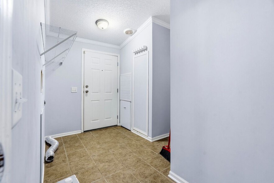 Building Photo - 2313 Piney Grove Church Rd