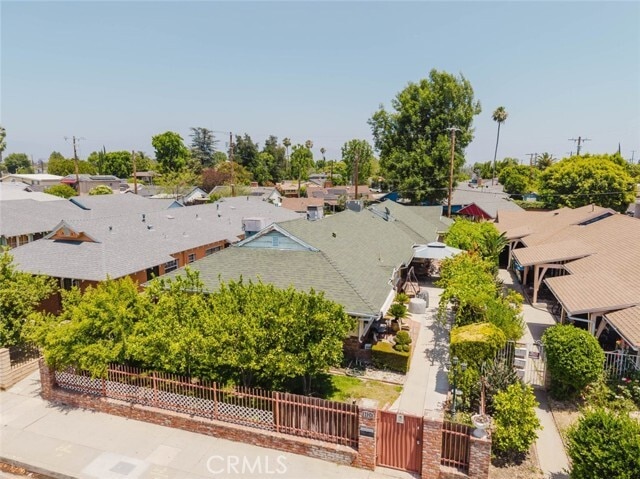 Building Photo - 6024 Coldwater Canyon Ave