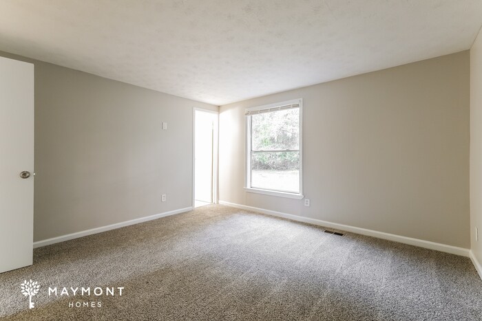 Building Photo - 3207 Sunderland Dr SW