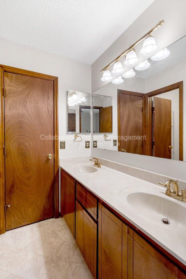Building Photo - 157 Boyd Dr