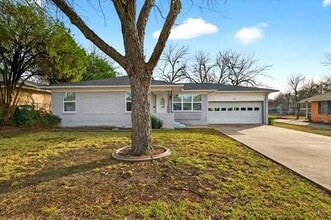 Building Photo - 1807 W Josephine St