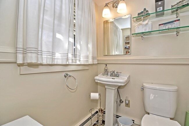 Building Photo - 93 Granite St