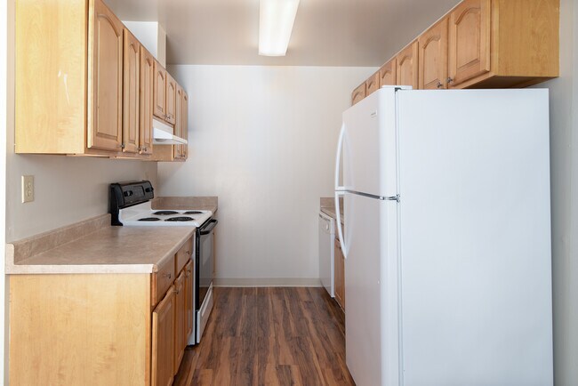 Building Photo - Parklane Apartments - KK01 - 107