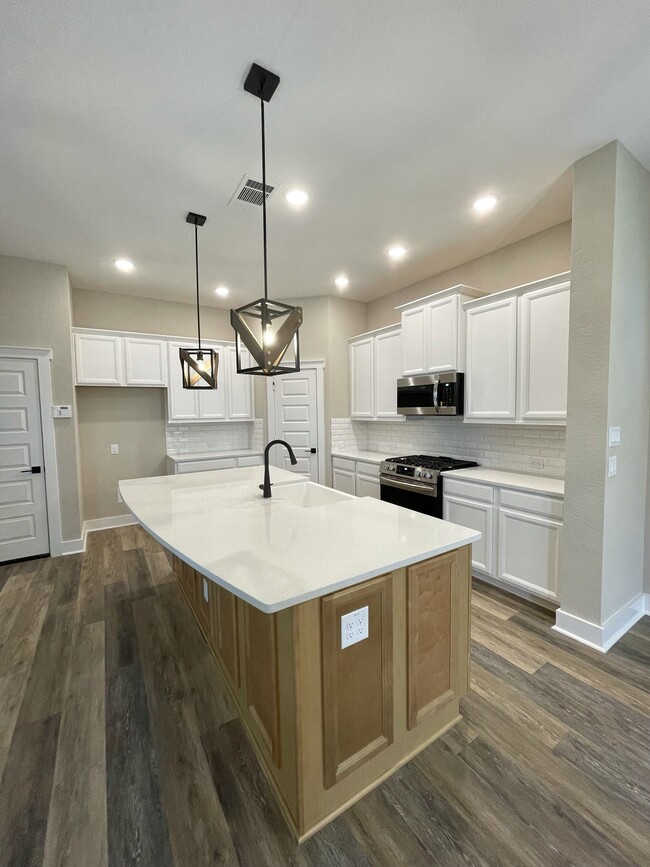 Building Photo - 18607 Courteous Wy