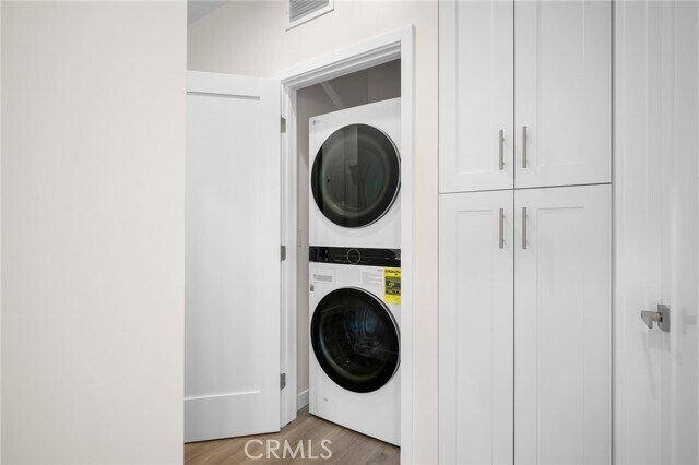 Building Photo - 9947 Covello St