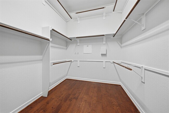 Building Photo - 23239 Parsons Landing Dr