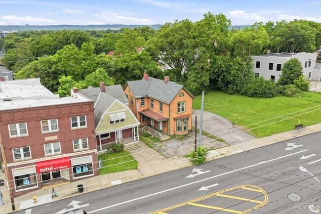 Building Photo - 5109 Montgomery Rd