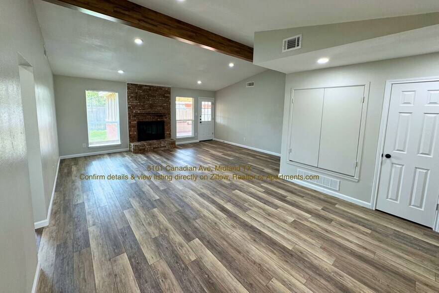 Dining & Living Room - 5101 Canadian Ave