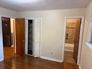 Building Photo - 2500 Shenandoah Dr