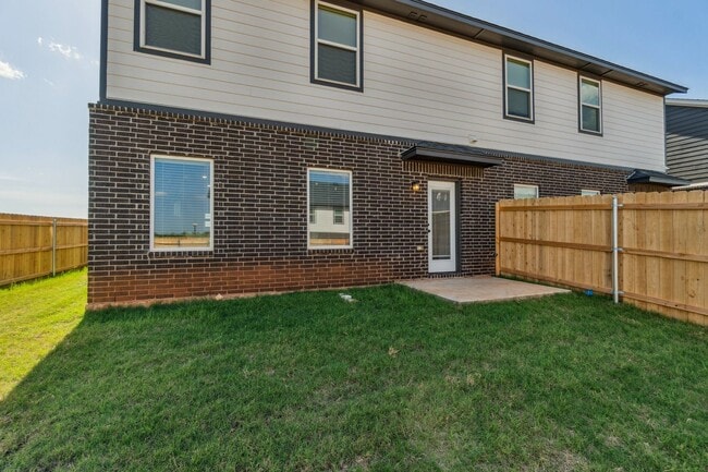 Building Photo - 19608 Molly Dr