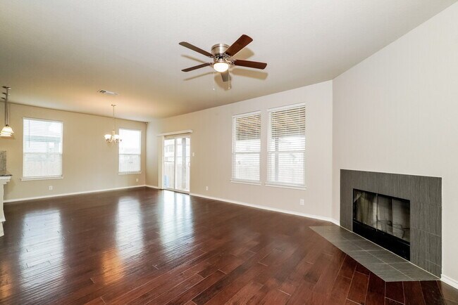 Building Photo - 4001 Legend Pond