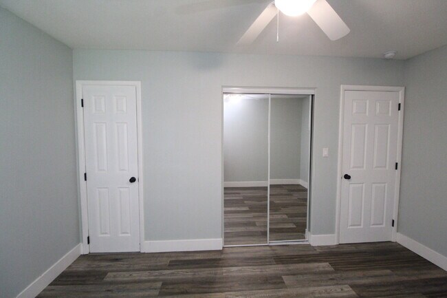 Building Photo - Updated West Pensacola 3BR Home with Luxury Plank Flooring, Modern Kitchen, 1-Car Garage & Large ...